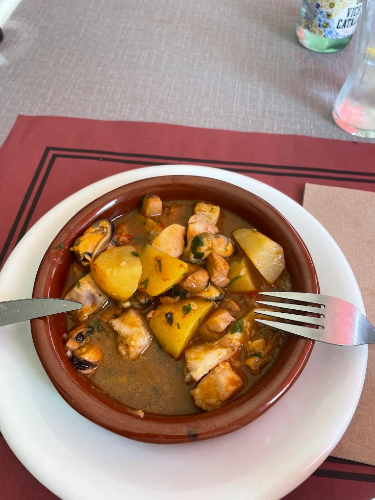 Guiso casero de pescado y patata